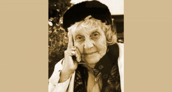 23 marca 2018, w wieku 99 lat zmarła Anne Ancelin-Schützenberger [*]